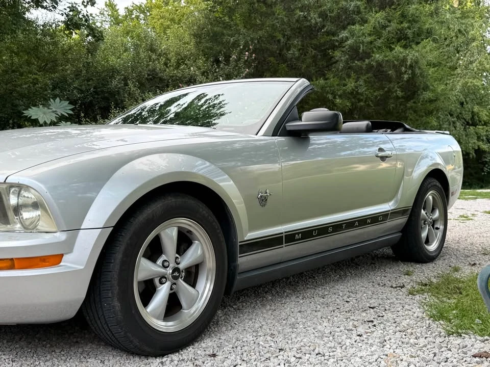 2009 Ford S197 Mustang - Image 4 of 12