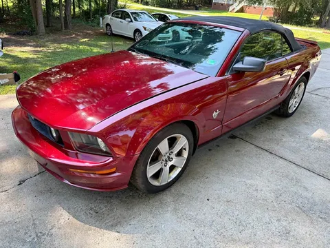 2009 Ford Mustang Convertible 2D