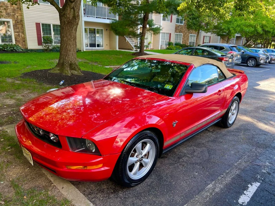 2009 Ford S197 Mustang - Image 9 of 13
