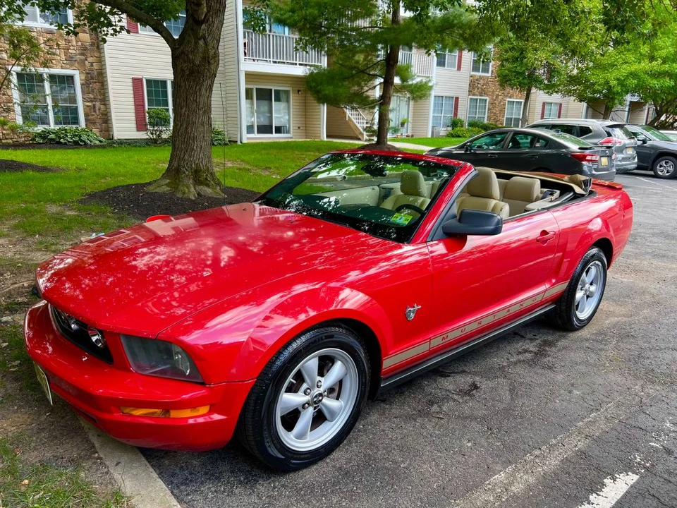 2009 Ford S197 Mustang - Image 6 of 13