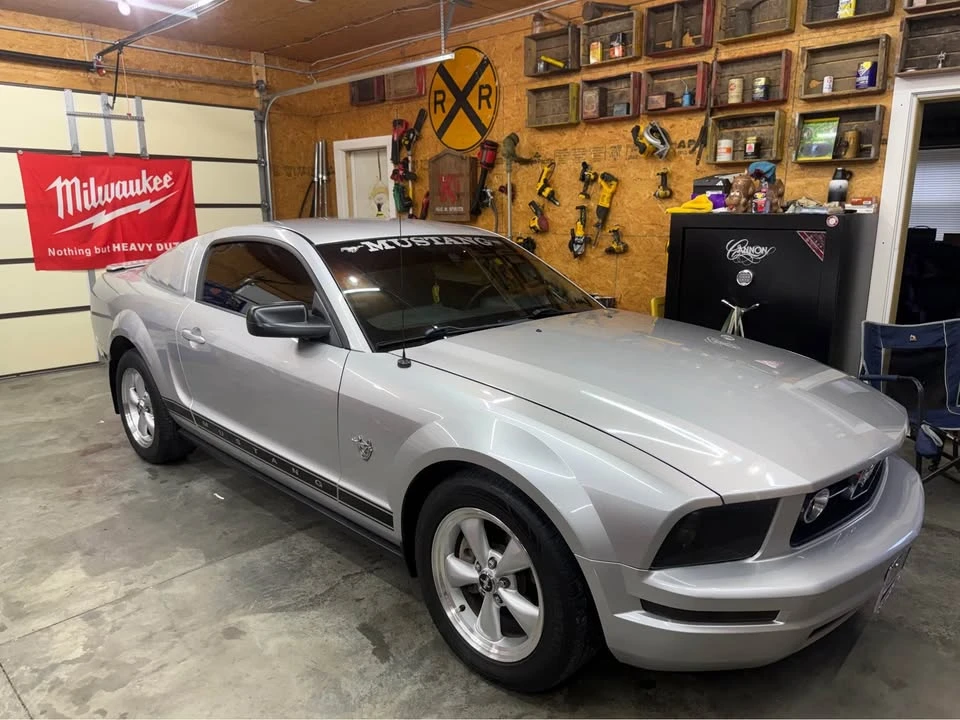 2009 Ford S197 Mustang - Image 6 of 14