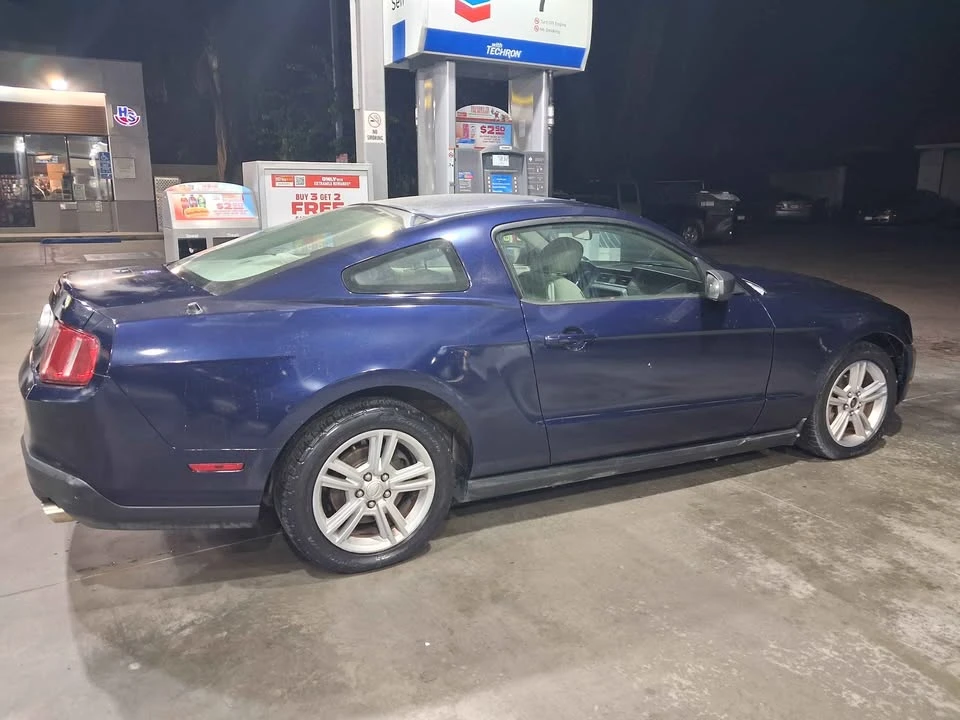 2009 Ford S197 Mustang - Image 4 of 4