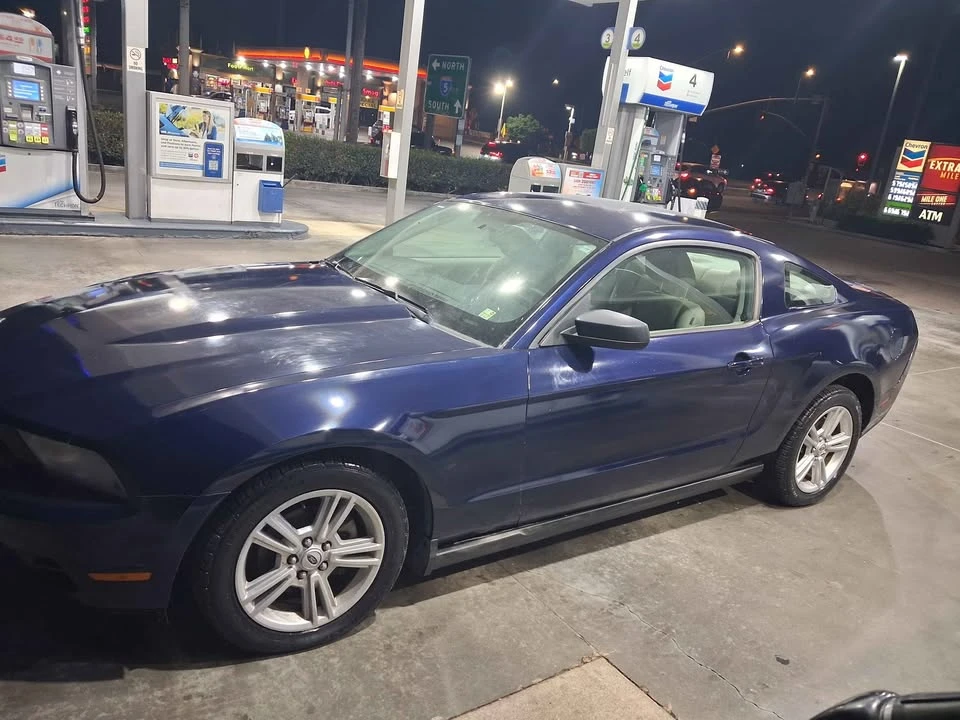 2009 Ford S197 Mustang - Image 3 of 4
