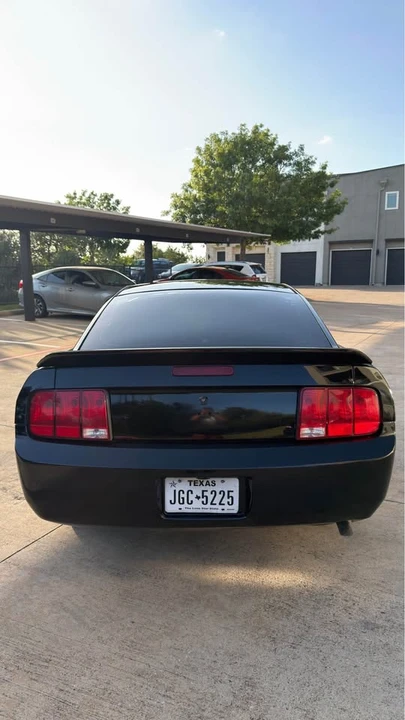 2009 Ford S197 Mustang - Image 2 of 9