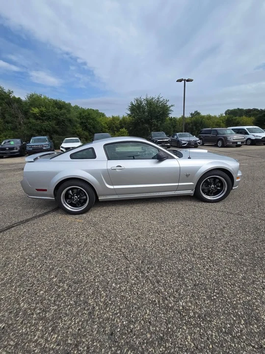 2009 Ford S197 Mustang - Image 3 of 7