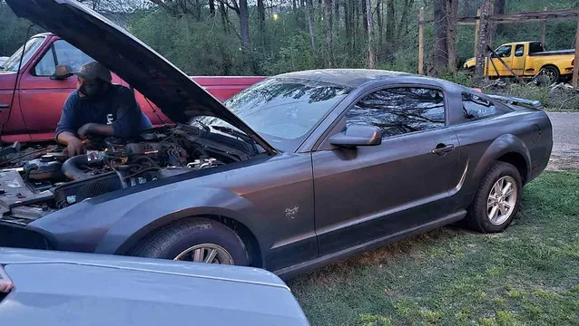 2009 Ford Mustang Coupe 2D