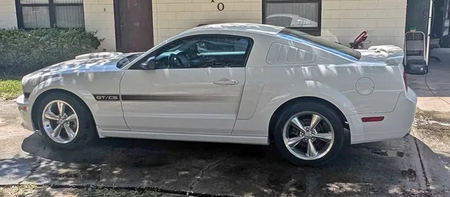2009 Ford Mustang Coupe 2D