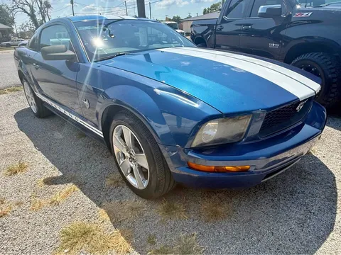 2009 Ford Mustang Coupe 2D