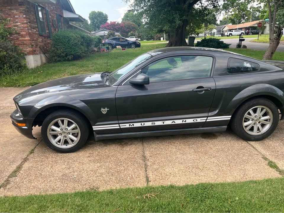 2009 Ford S197 Mustang - Image 4 of 5