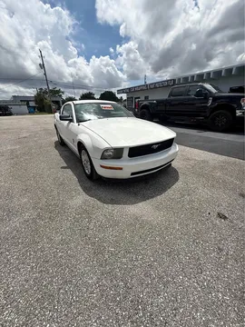 2009 Ford Mustang Coupe 2D