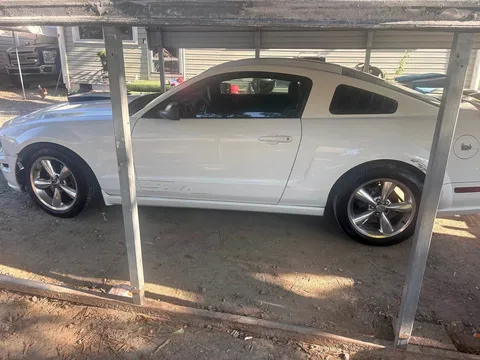 2009 Ford Mustang Coupe 2D