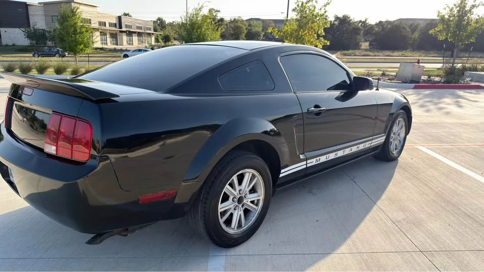 2009 Ford S197 Mustang - Image 5 of 14