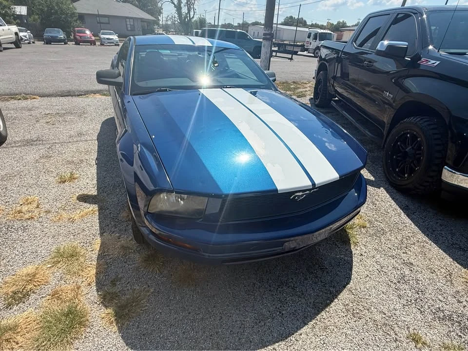 2009 Ford S197 Mustang - Image 2 of 11