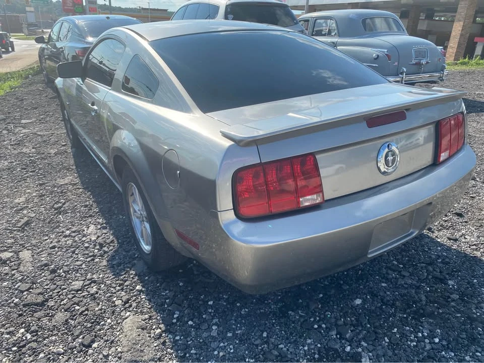 2009 Ford S197 Mustang - Image 3 of 3