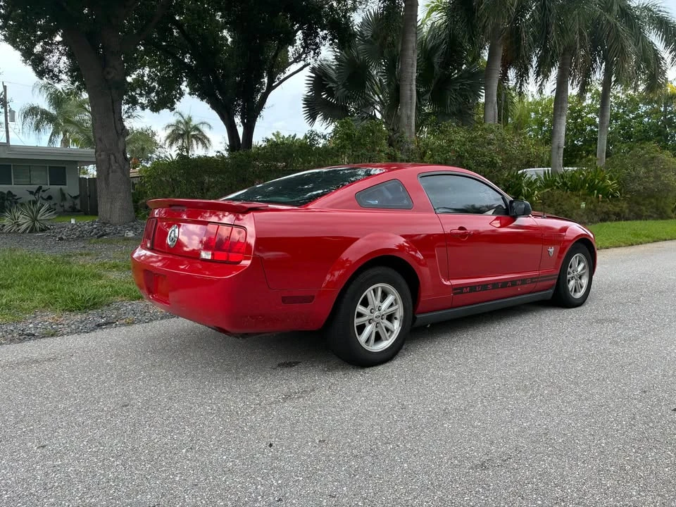 2009 Ford S197 Mustang - Image 5 of 13