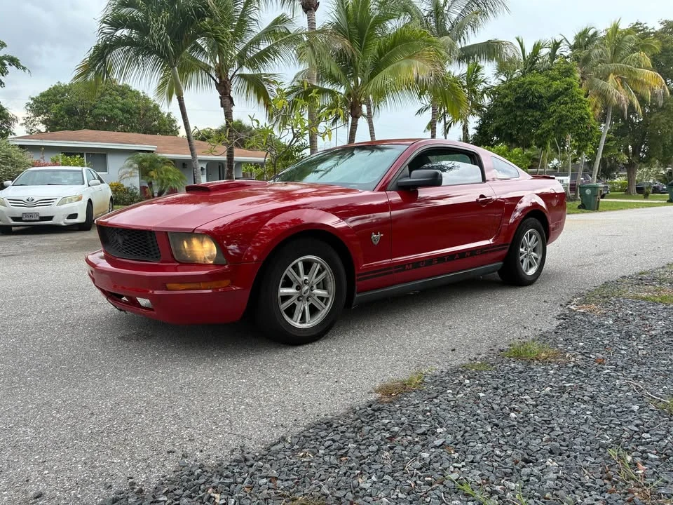 2009 Ford S197 Mustang - Image 4 of 13
