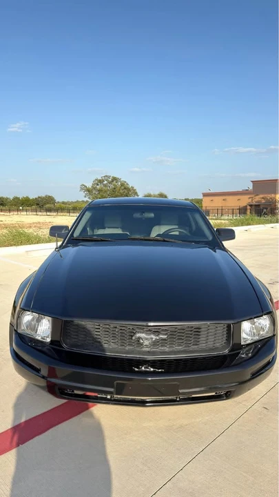2009 Ford S197 Mustang - Image 8 of 12