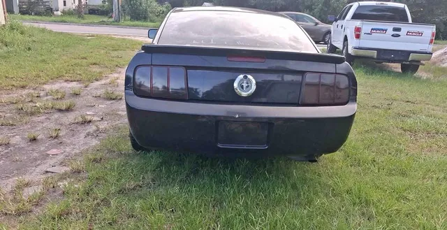2009 Ford Mustang Coupe 2D