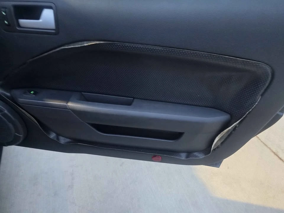 2009 Ford S197 Mustang - Image 12 of 19