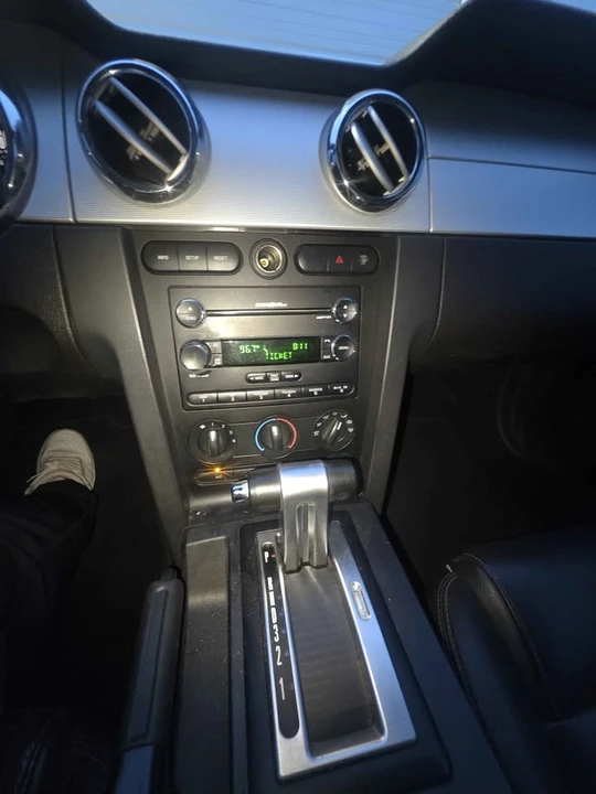 2009 Ford S197 Mustang - Image 17 of 19