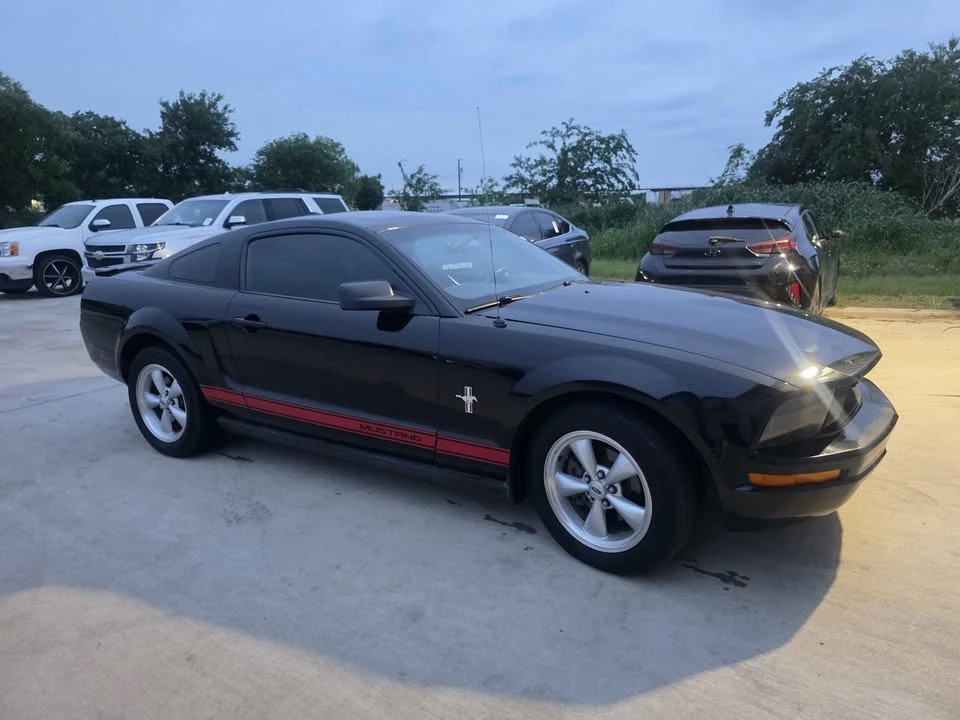 2009 Ford S197 Mustang - Image 2 of 19