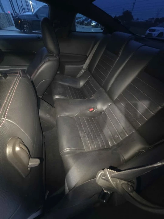 2009 Ford S197 Mustang - Image 14 of 19
