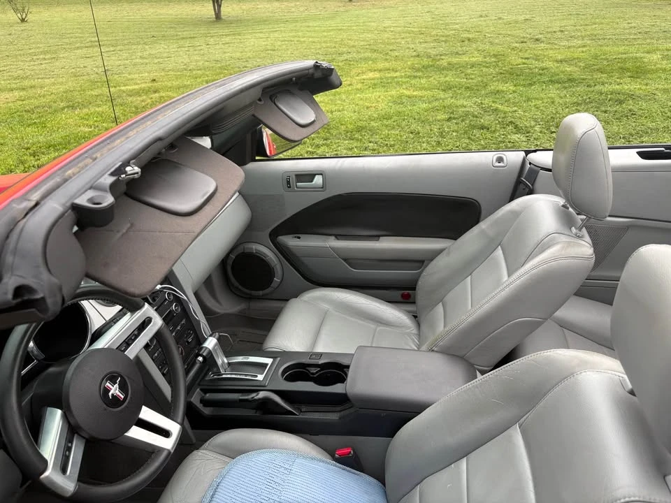 2009 Ford S197 Mustang - Image 6 of 13