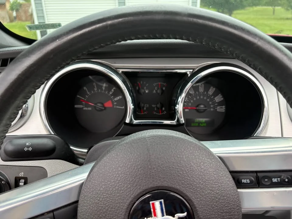2009 Ford S197 Mustang - Image 8 of 13