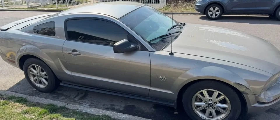 2009 Ford S197 Mustang - Image 3 of 3