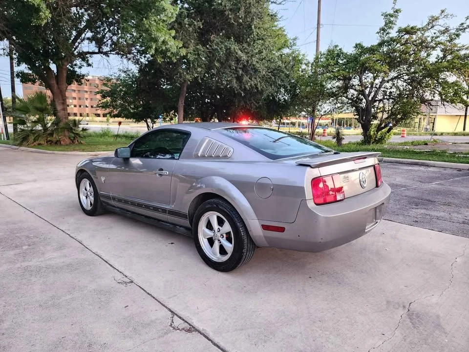 2009 Ford S197 Mustang - Image 4 of 17