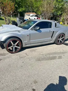 2009 Ford Mustang Deluxe Coupe 2D