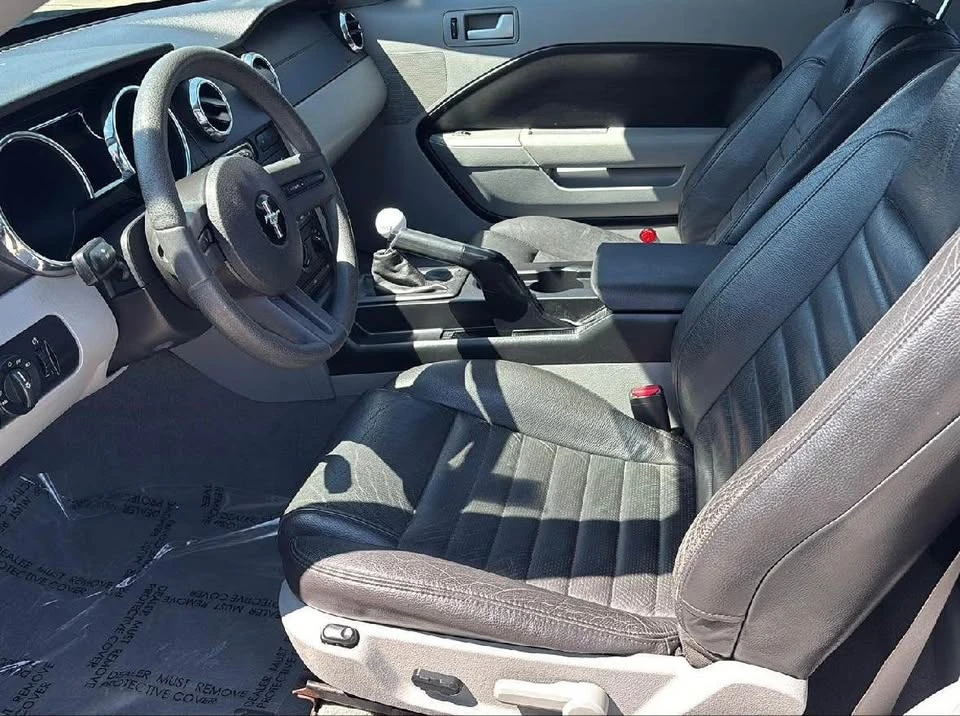 2009 Ford S197 Mustang - Image 2 of 14