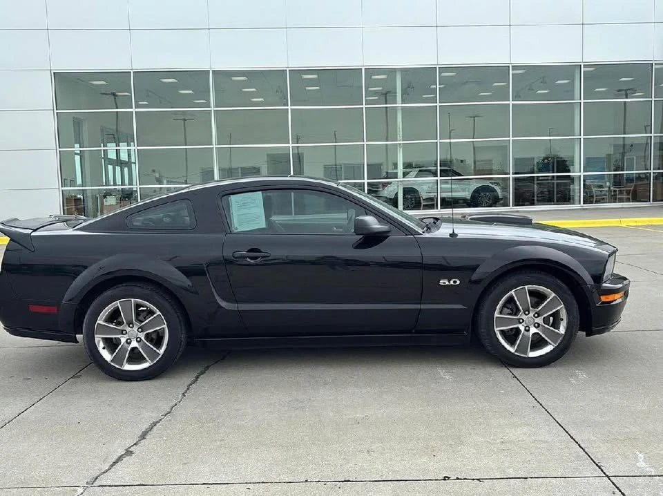 2009 Ford S197 Mustang - Image 11 of 14