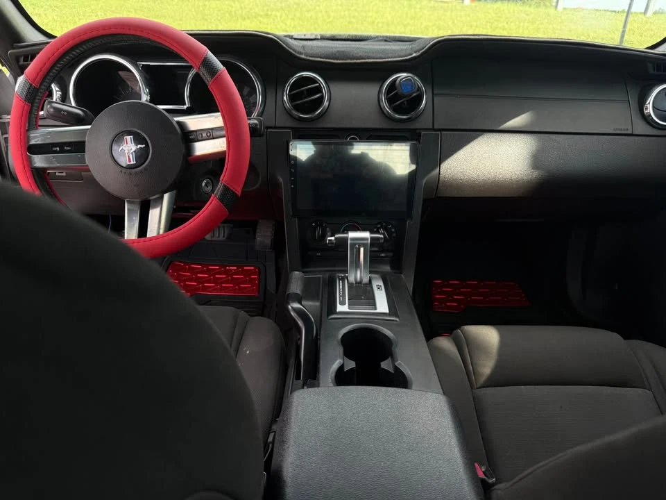 2009 Ford S197 Mustang - Image 2 of 7