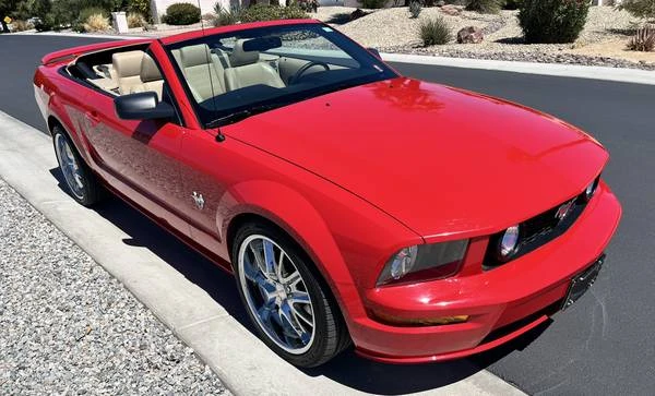 2009 Ford S197 Mustang - Image 15 of 18