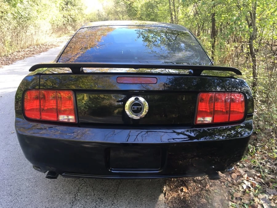 2009 Ford S197 Mustang - Image 6 of 8