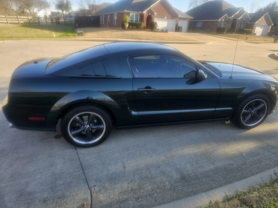 2009 Ford S197 Mustang - Image 2 of 13