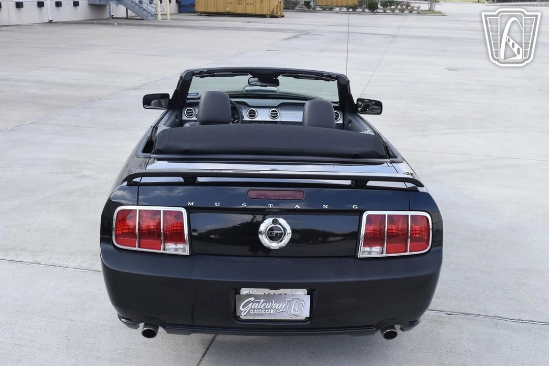 2009 Ford S197 Mustang - Image 5 of 12