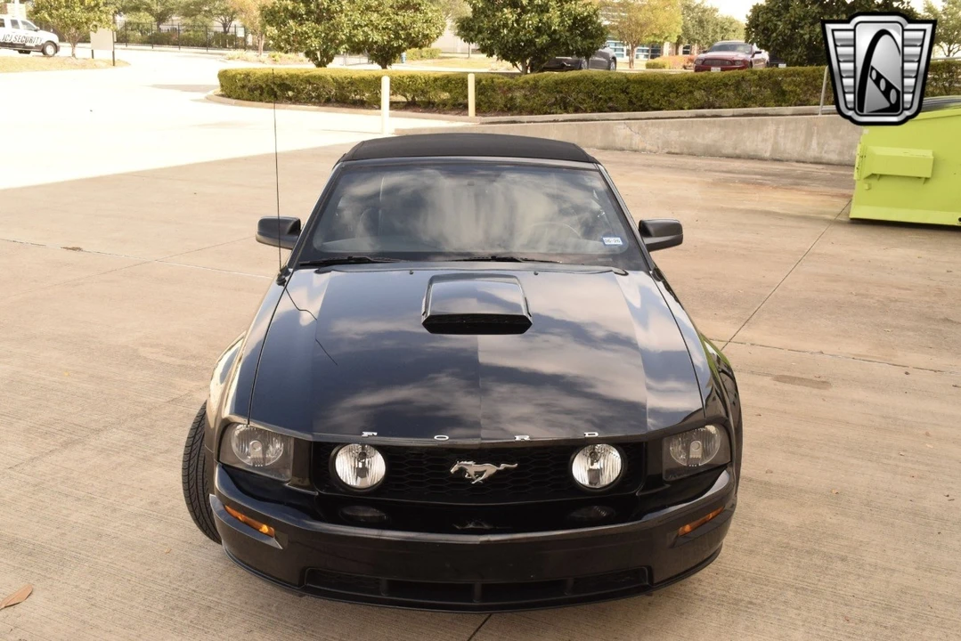 2009 Ford S197 Mustang - Image 10 of 12