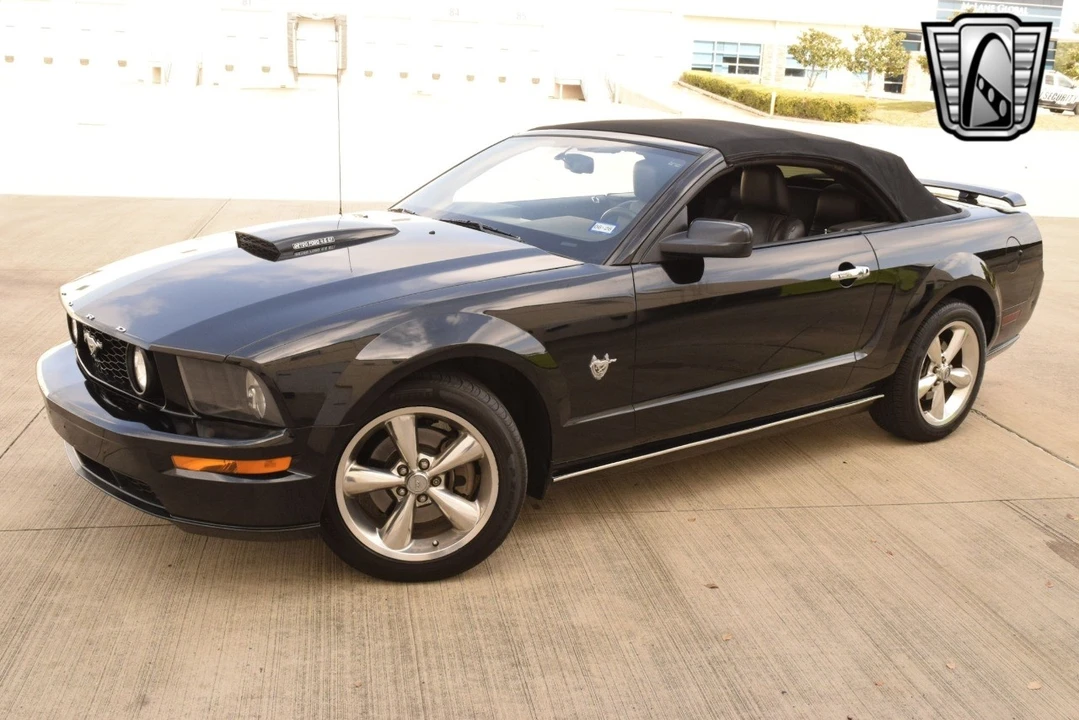 2009 Ford S197 Mustang - Image 5 of 12