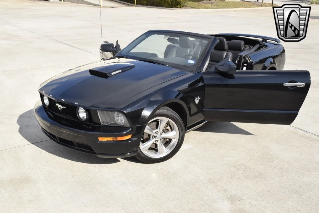 2009 Ford S197 Mustang - Image 4 of 12