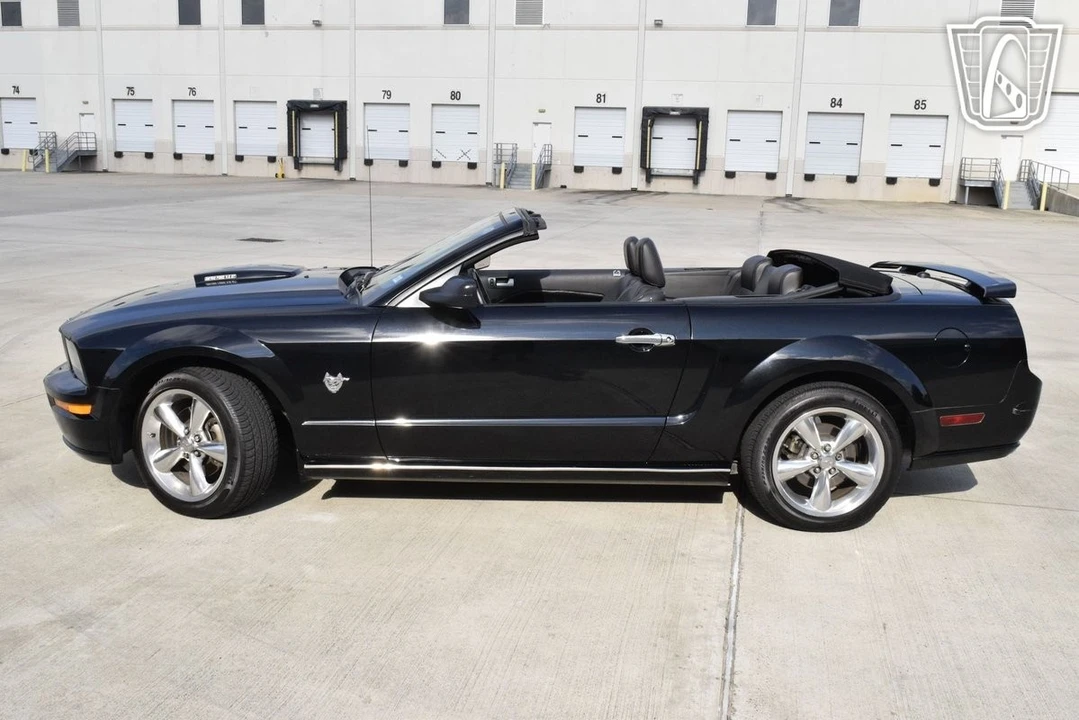 2009 Ford S197 Mustang - Image 4 of 12