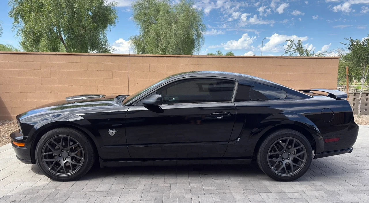 2009 Ford S197 Mustang - Image 4 of 16