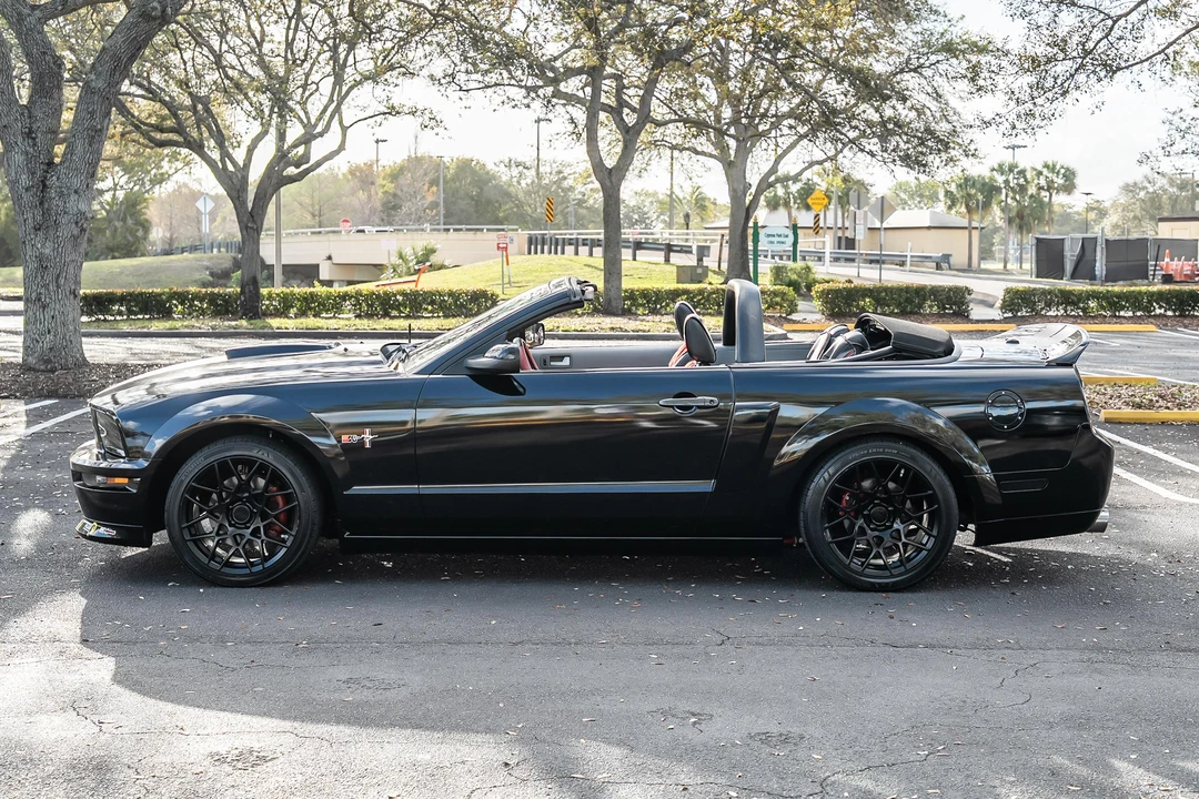 2009 Ford S197 Mustang - Image 7 of 31
