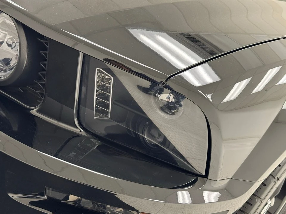 2009 Ford S197 Mustang - Image 11 of 12