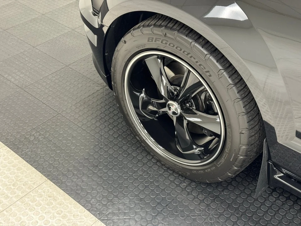 2009 Ford S197 Mustang - Image 12 of 12