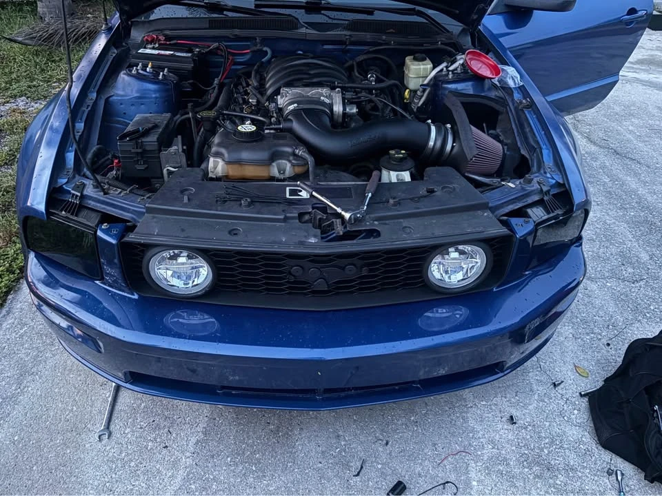 2009 Ford S197 Mustang - Image 2 of 7