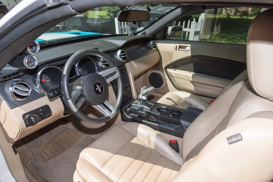2009 Ford S197 Mustang - Image 26 of 30