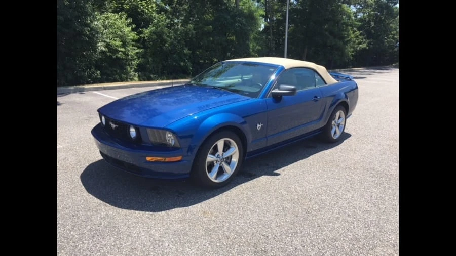 2009 Ford S197 Mustang - Image 11 of 12
