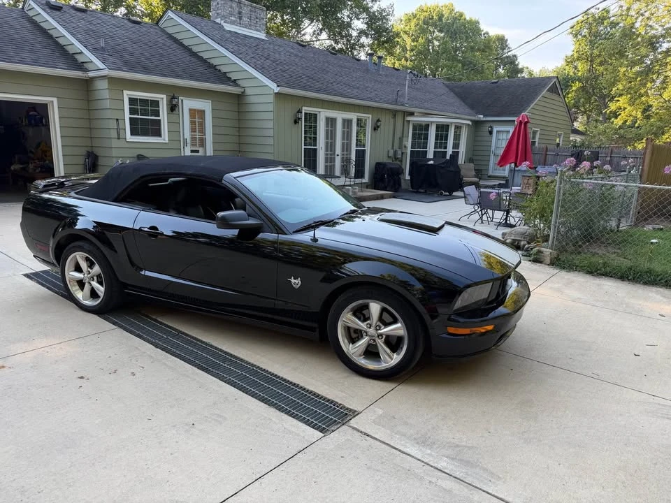 2009 Ford S197 Mustang GT - Image 2 of 8